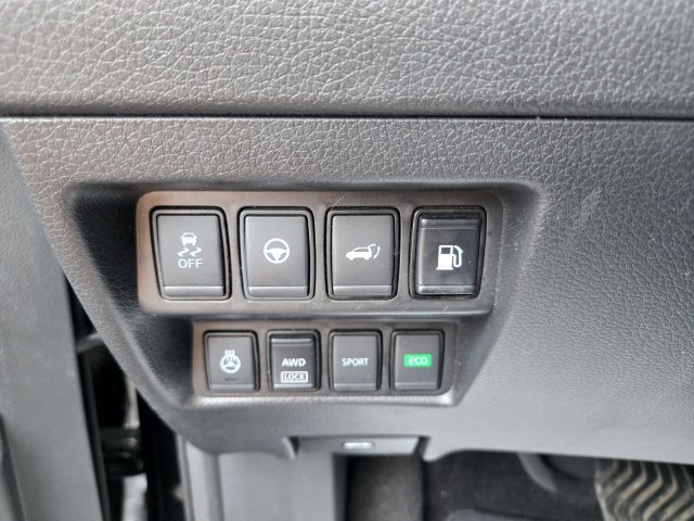 Used 2019 Nissan Rogue SL w/ Premium Package AWD/4WD image 35
