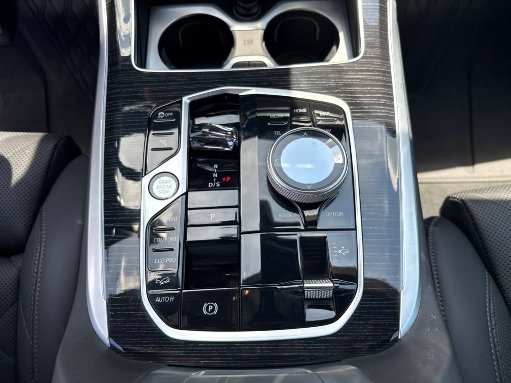 Certified 2025 BMW X7 xDrive40i w/ Executive Package AWD/4WD image 22