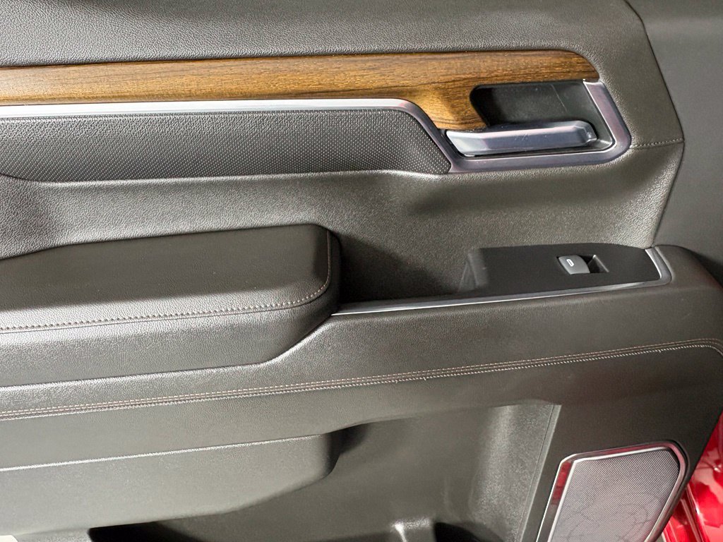 Used 2022 Chevrolet Silverado 1500 High Country w/ High Country Premium Package RWD image 43
