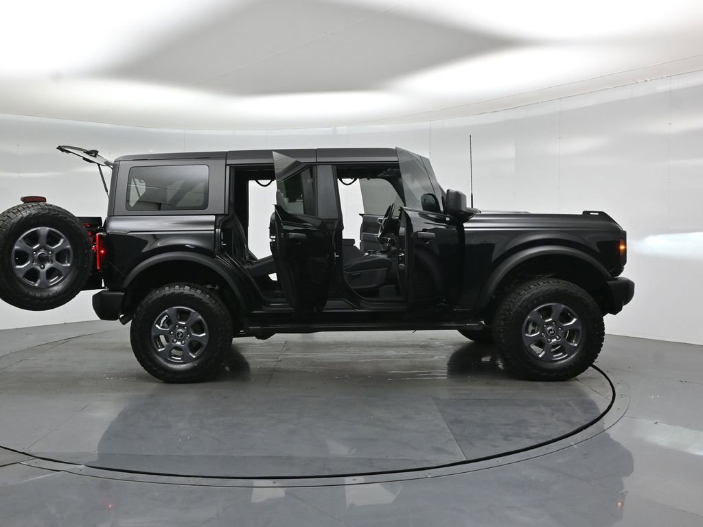 Certified 2025 Ford Bronco Big Bend AWD/4WD image 4