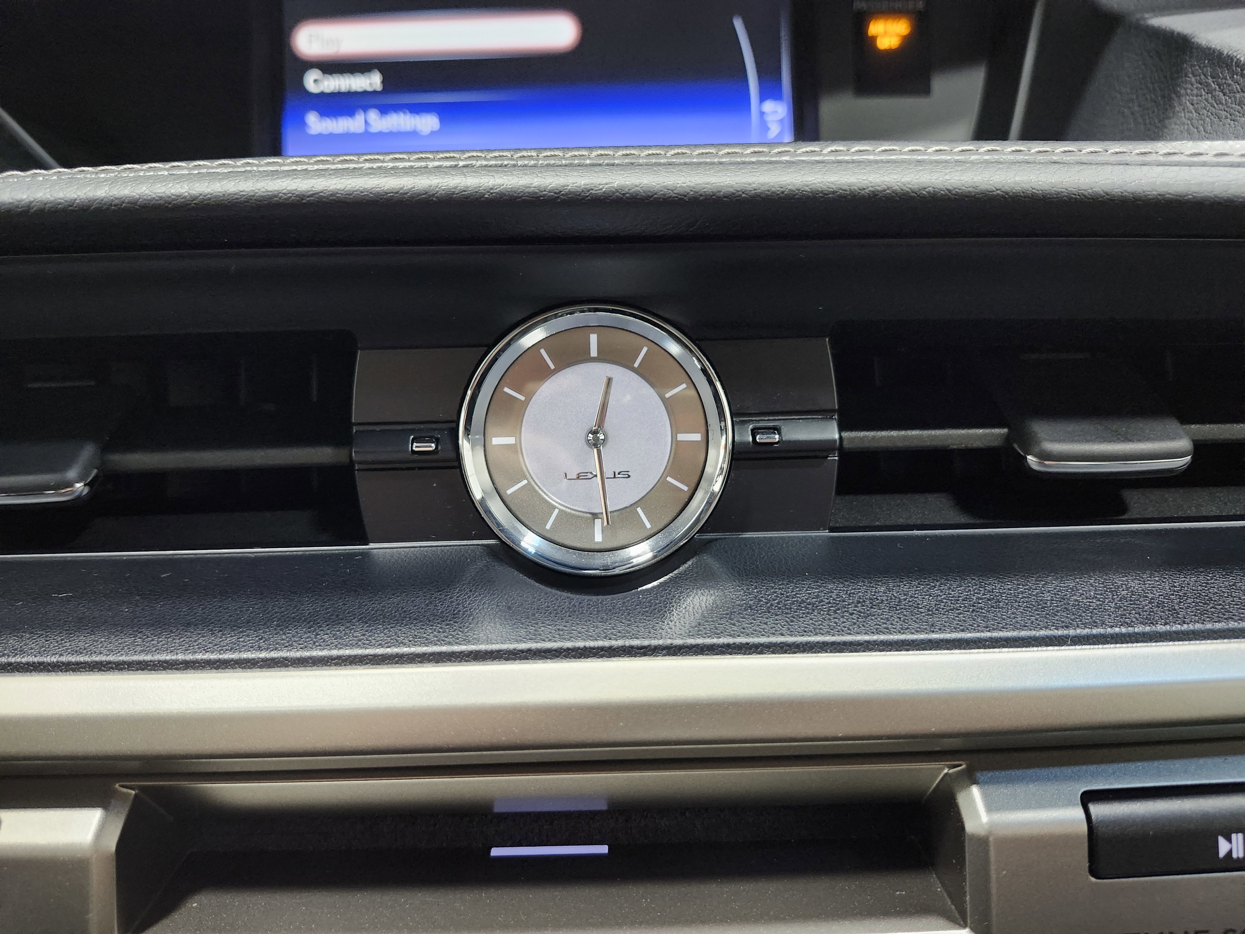 Used 2016 Lexus ES 350 w/ Premium Package w/Wood Trim image 34