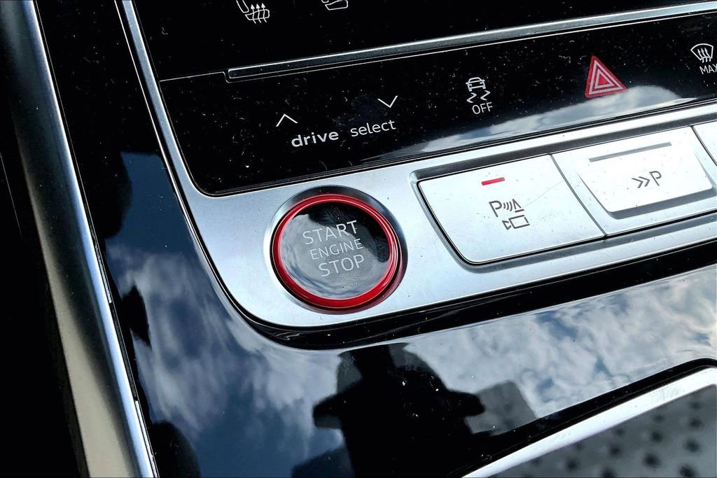 New 2026 Audi SQ8 Prestige AWD/4WD image 29