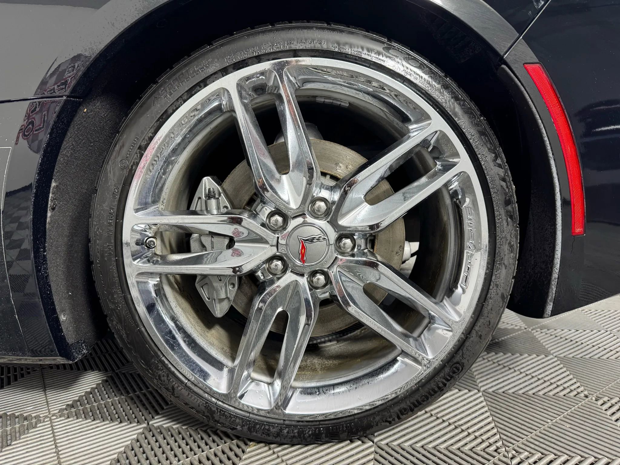 Used 2019 Chevrolet Corvette Stingray Convertible w/ 3LT Preferred Equipment Group image 46