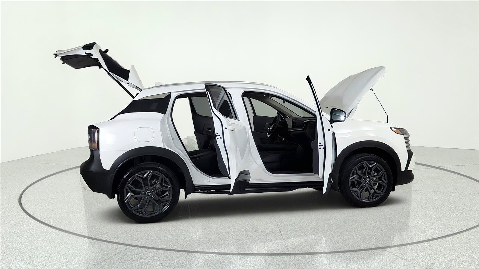 Used 2025 Nissan Kicks SR AWD/4WD image 15