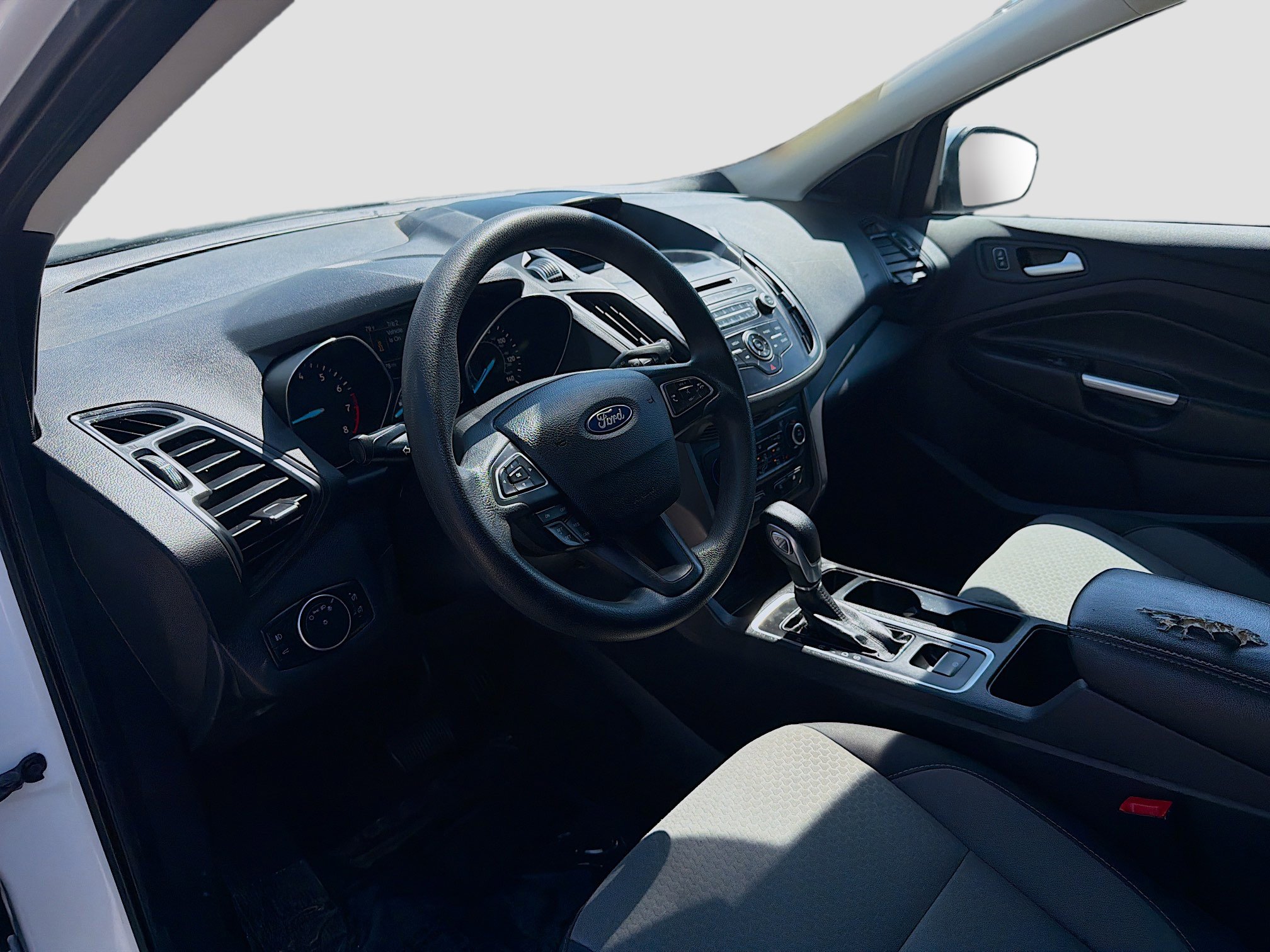 Used 2018 Ford Escape SE image 7