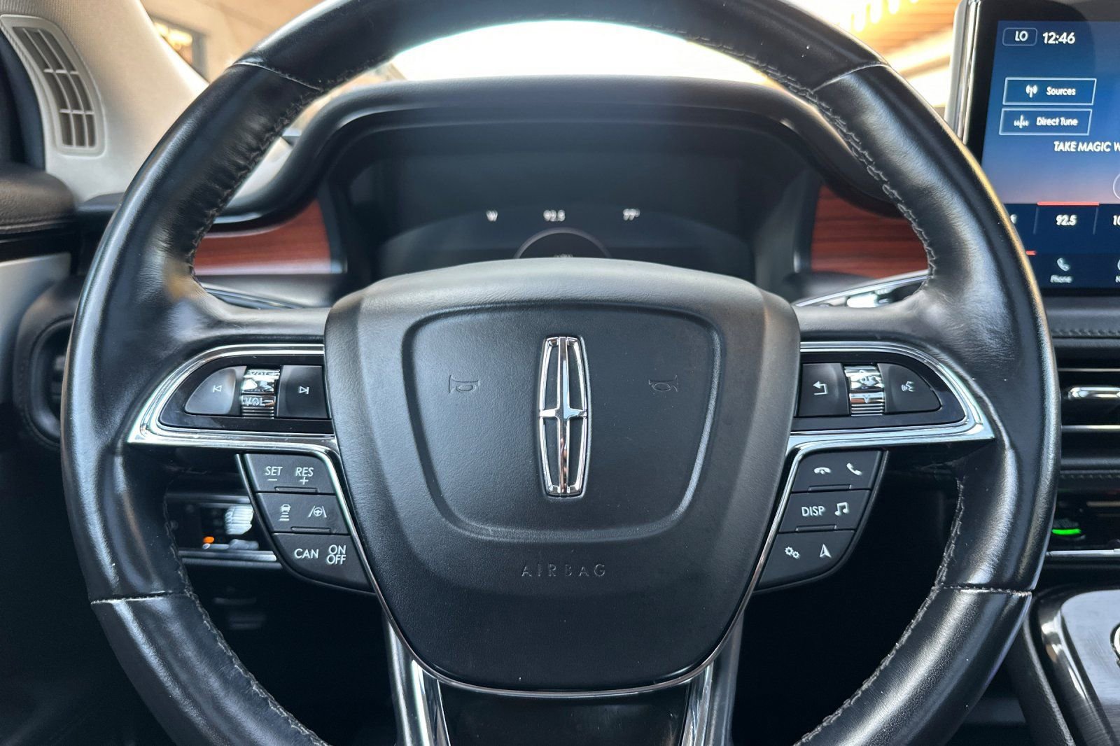 Used 2022 Lincoln Nautilus Reserve w/ Equipment Group 202A image 22