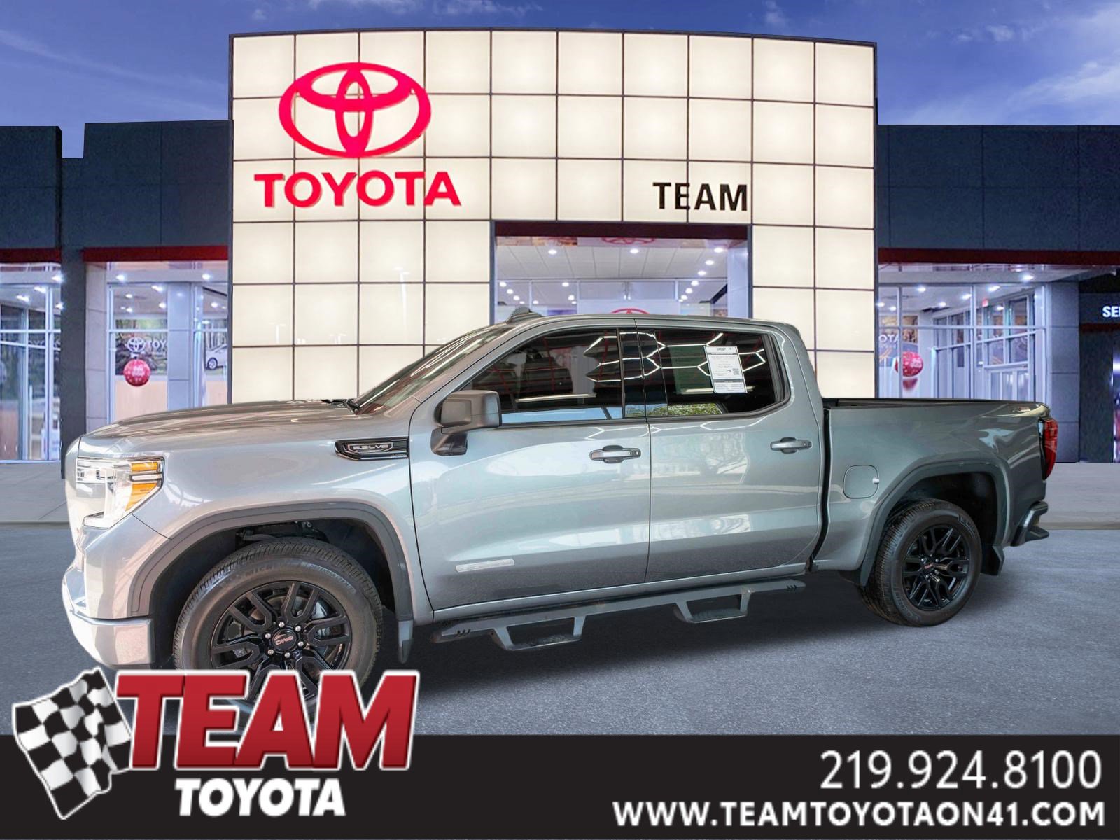 Used 2020 GMC Sierra 1500 Elevation w/ Elevation Value Package image 1