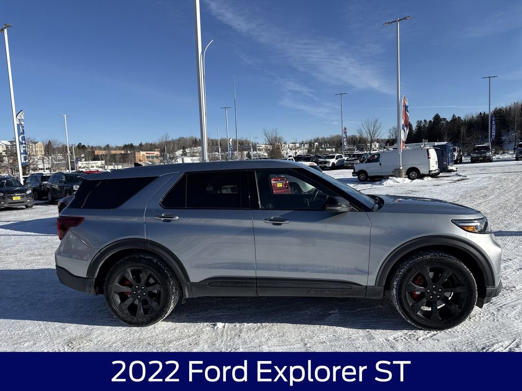 Used 2022 Ford Explorer ST w/ Equipment Group 401A image 6