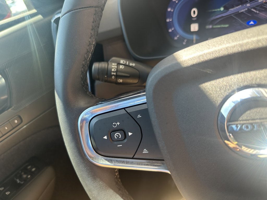 Used 2023 Volvo C40 P8 Recharge Plus image 16