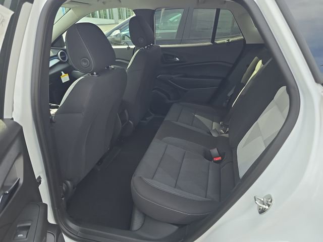 New 2026 Chevrolet Trax LS w/ LS Convenience Package FWD image 10