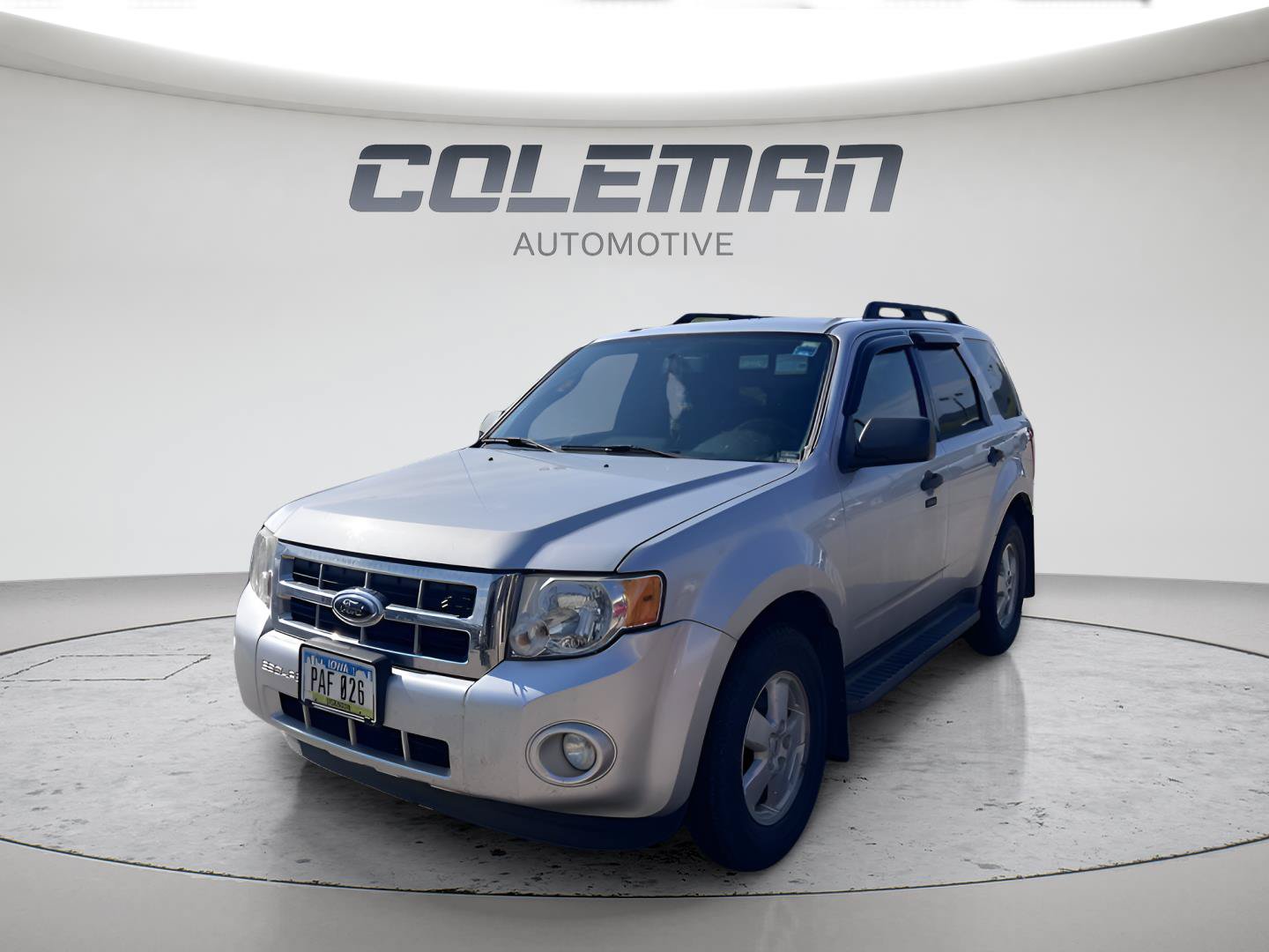 Used 2010 Ford Escape XLT FWD image 1