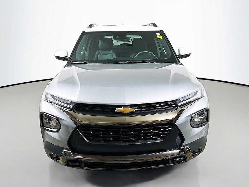 Used 2023 Chevrolet TrailBlazer ACTIV w/ Sun and Liftgate Package AWD/4WD image 2