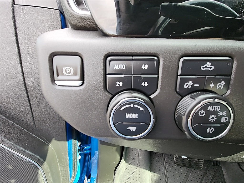 Used 2022 Chevrolet Silverado 1500 RST w/ Z71 Off-Road Package image 21