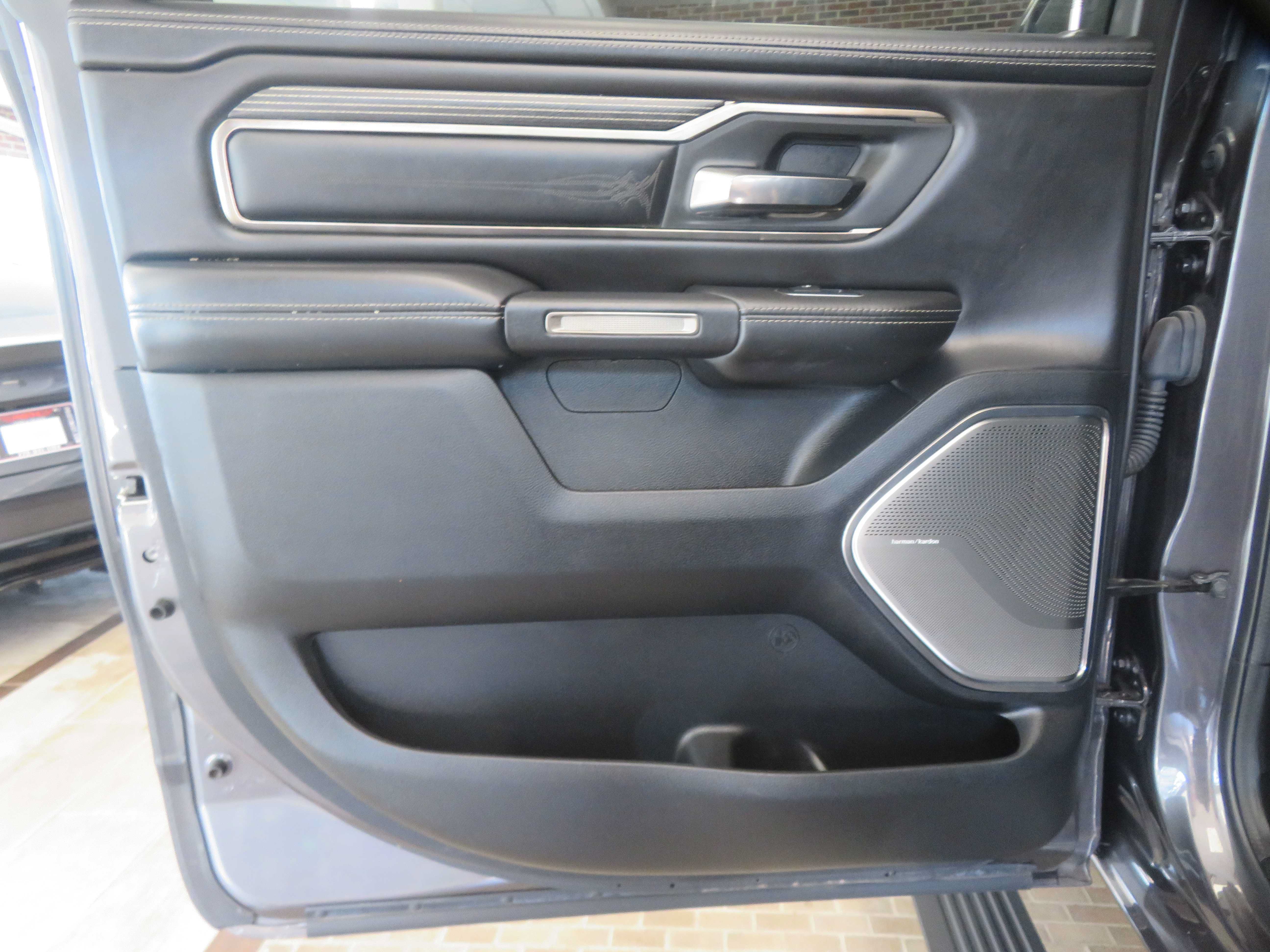 Used 2020 RAM 1500 Limited AWD/4WD image 17