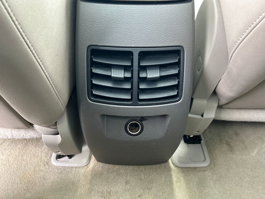 Used 2010 Ford Edge Limited image 24