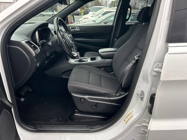 Used 2020 Jeep Grand Cherokee Laredo image 14