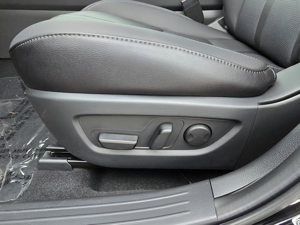 New 2026 MAZDA CX-50 AWD 2.5 Hybrid w/ Premium Pkg image 16