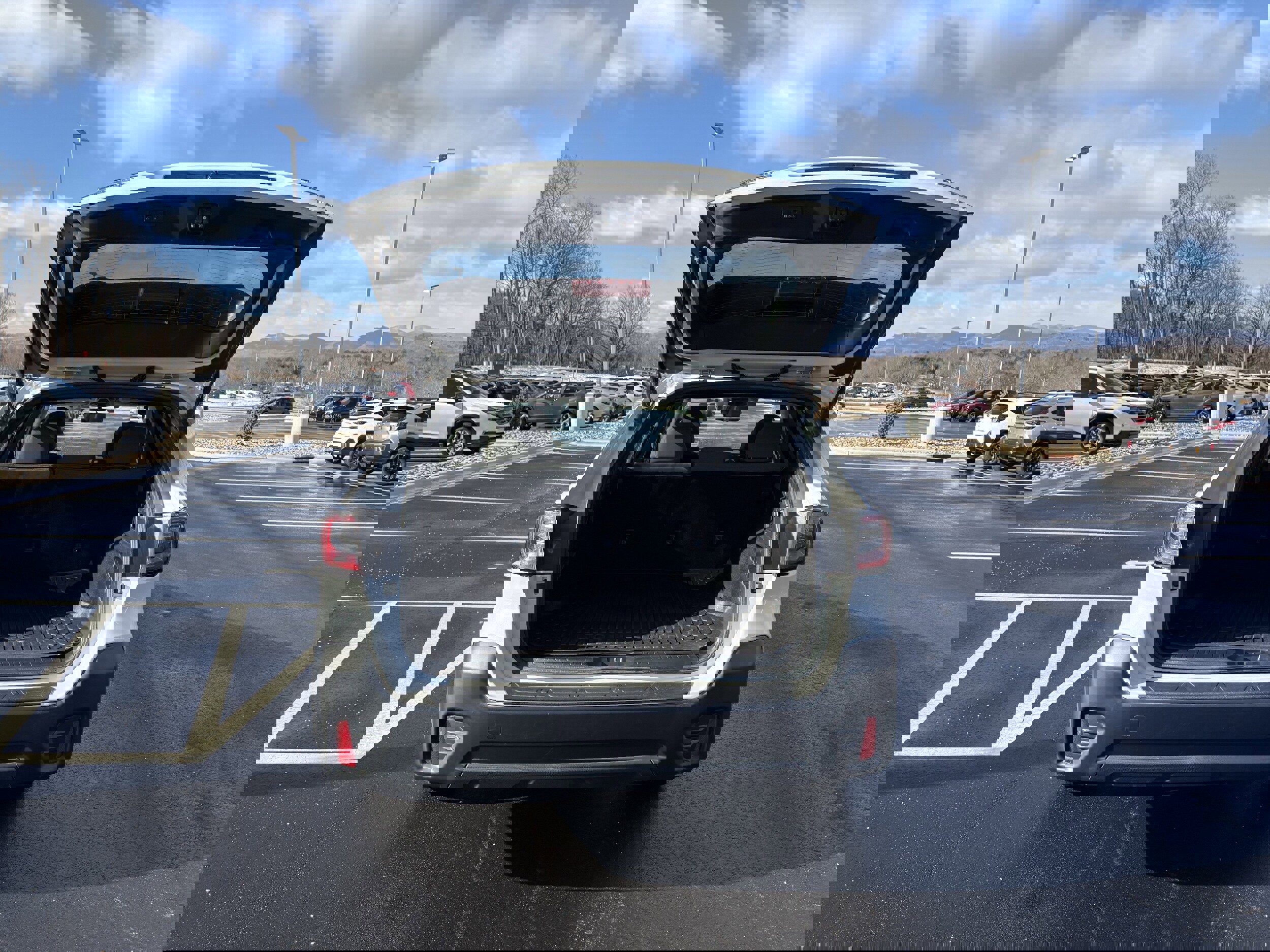 Used 2021 Subaru Outback Premium w/ Popular Package #1 image 11