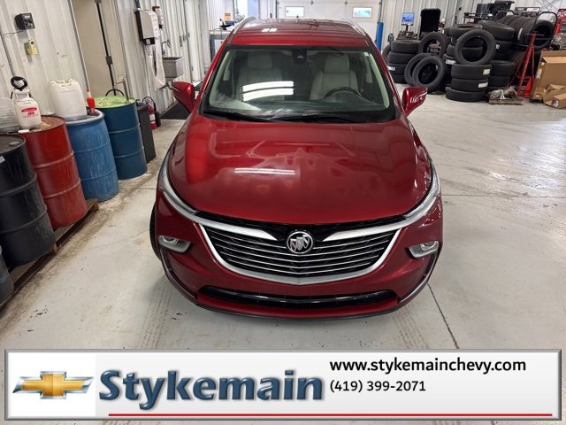 Used 2023 Buick Enclave Essence image 29