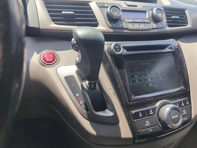 Used 2016 Honda Odyssey Touring Elite image 7