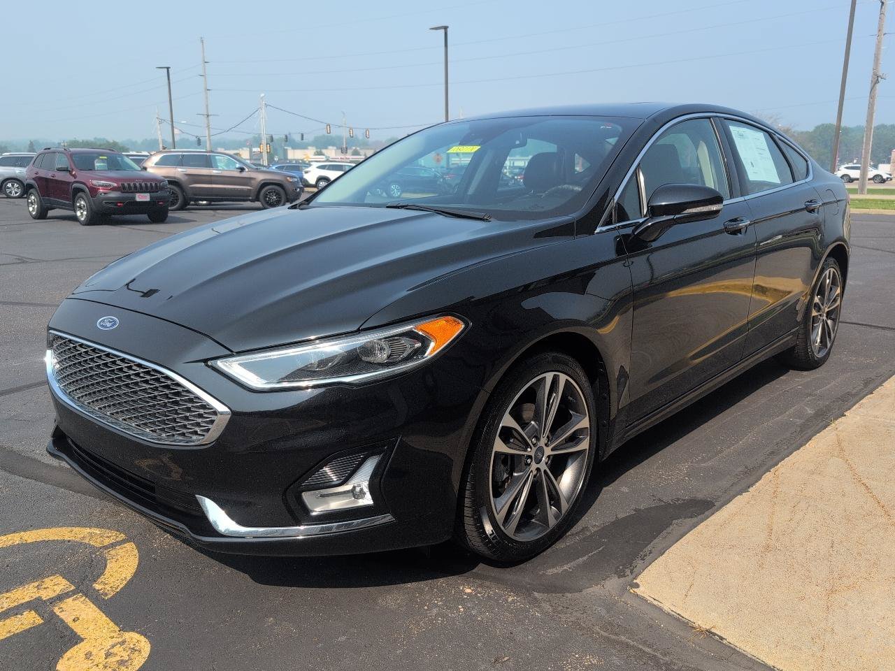 Used 2019 Ford Fusion Titanium AWD/4WD image 4