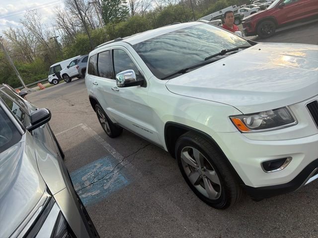 Used 2016 Jeep Grand Cherokee Limited w/ Trailer Tow Group IV AWD/4WD image 6