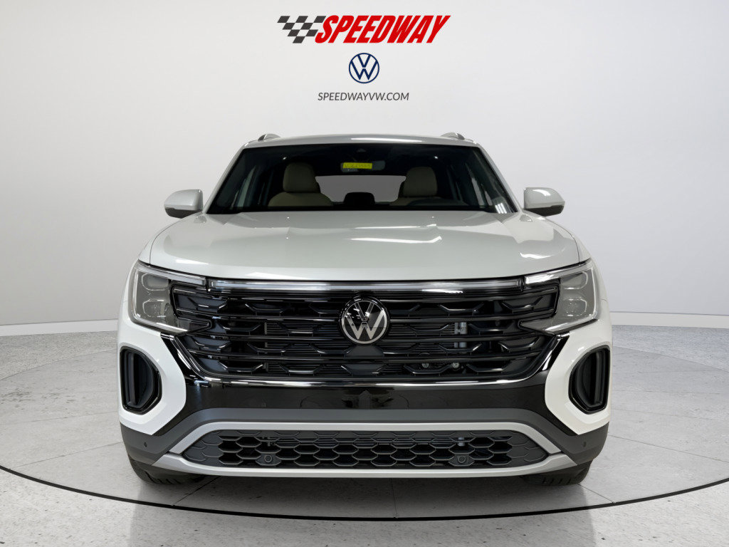 New 2026 Volkswagen Atlas Cross Sport SE image 2
