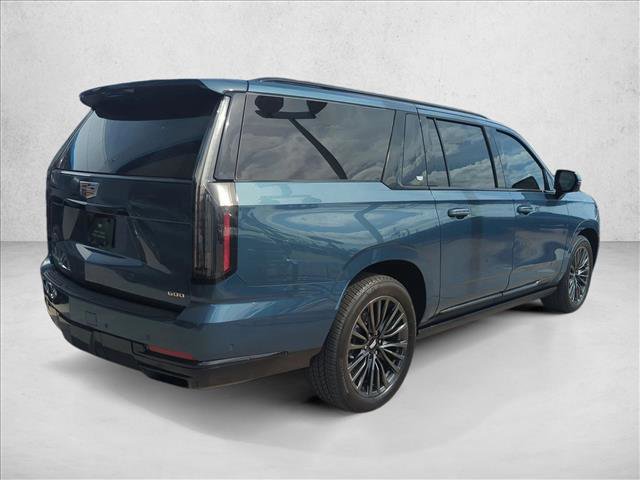 Certified 2025 Cadillac Escalade ESV Sport Platinum image 4
