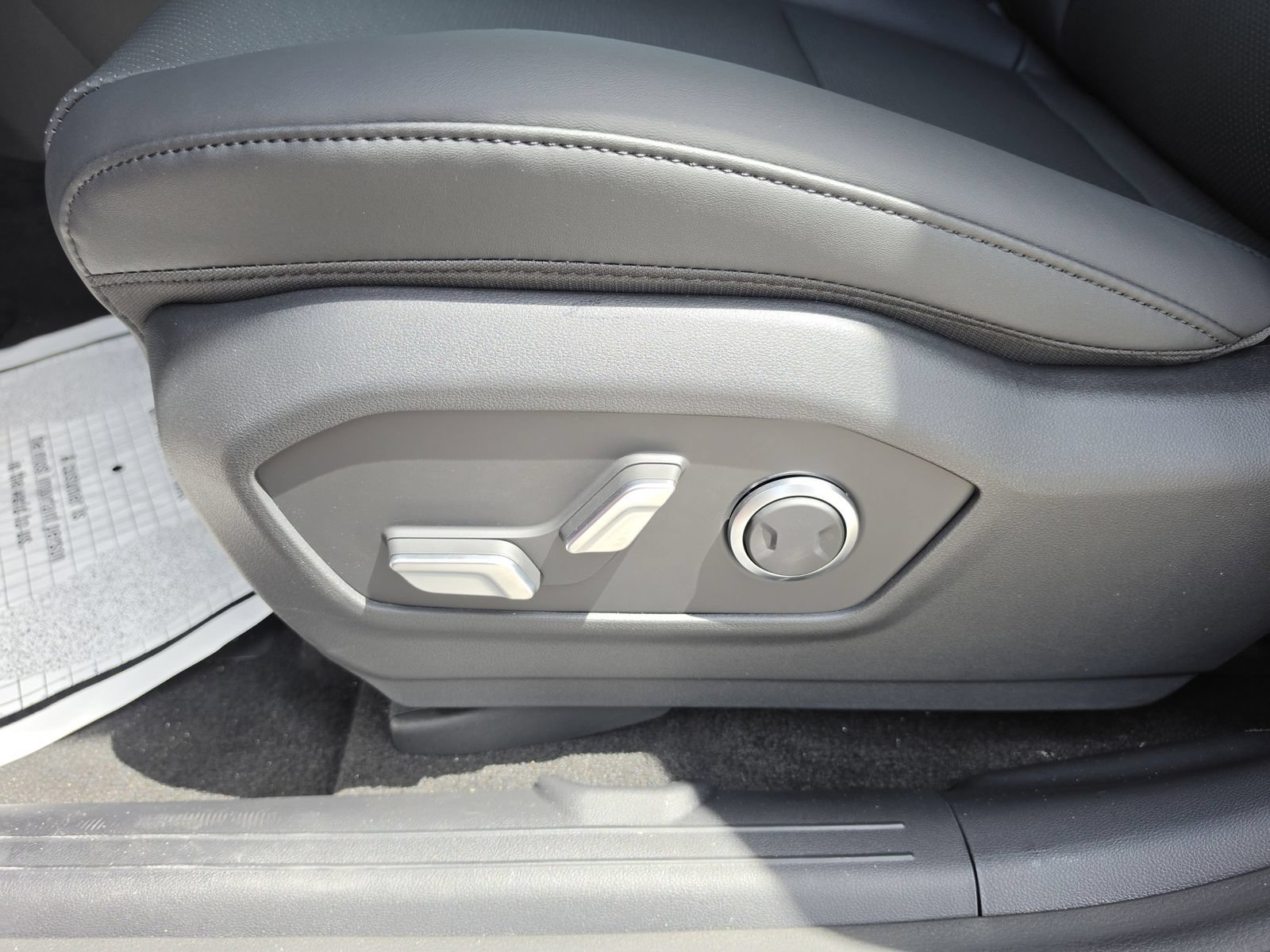 New 2026 Hyundai Santa Fe SEL FWD image 23