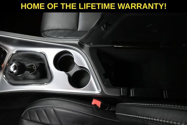 Used 2016 Dodge Challenger SRT Hellcat RWD image 40