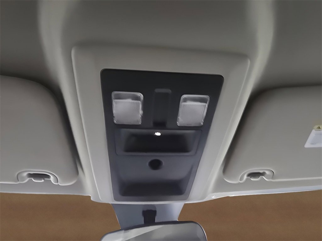 Used 2024 RAM 1500 Classic SLT image 28