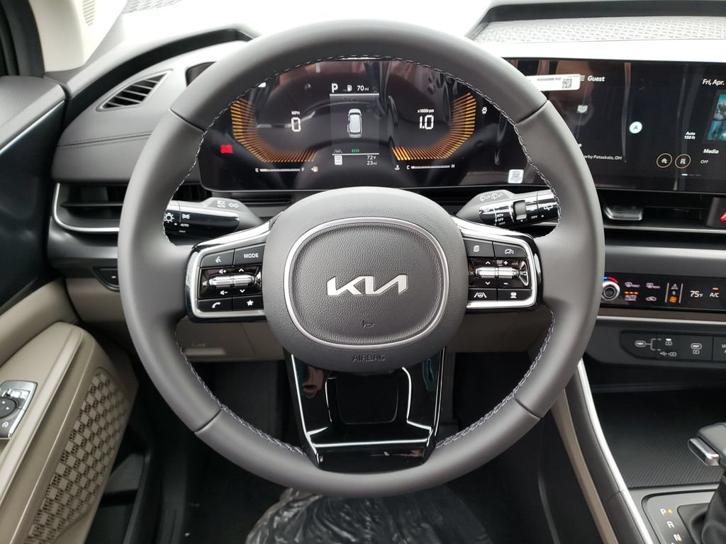 New 2026 Kia Carnival FWD image 10