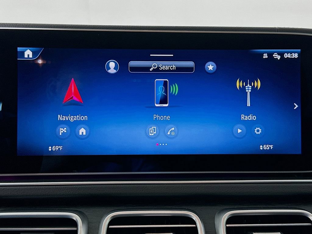 Used 2025 Mercedes-Benz GLS 450 4MATIC image 15