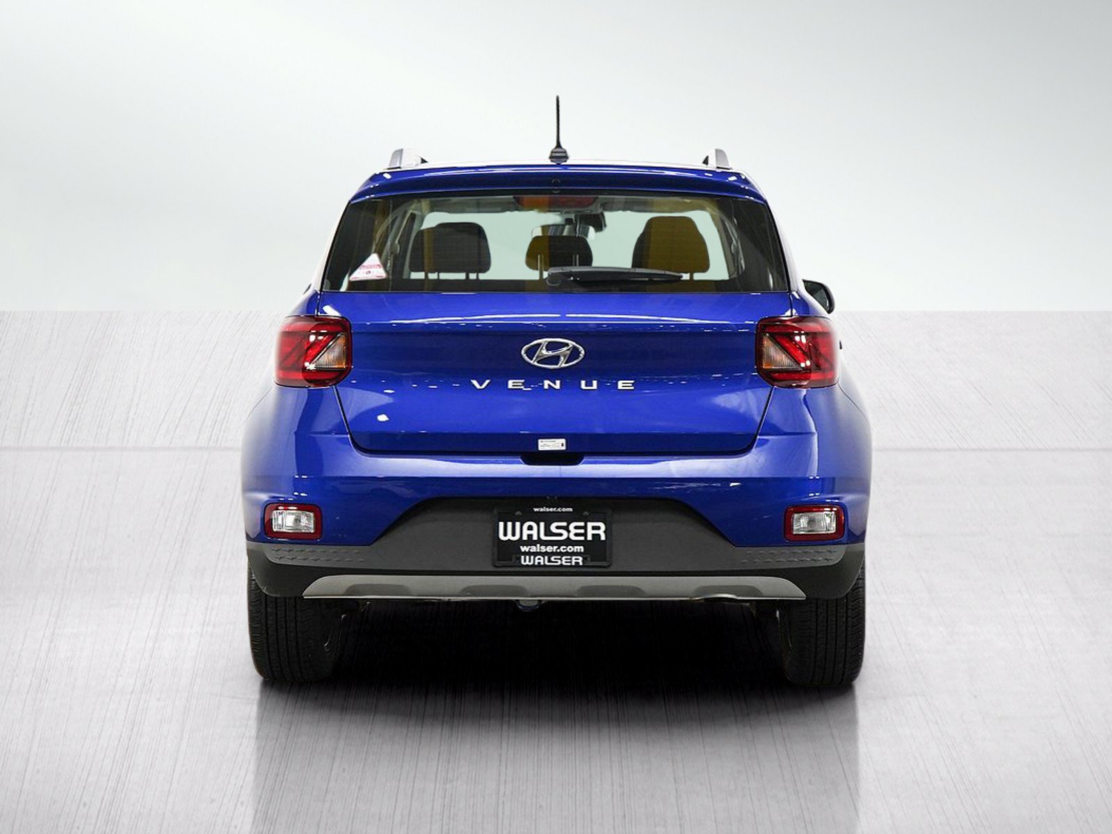 Certified 2025 Hyundai Venue SEL FWD image 4