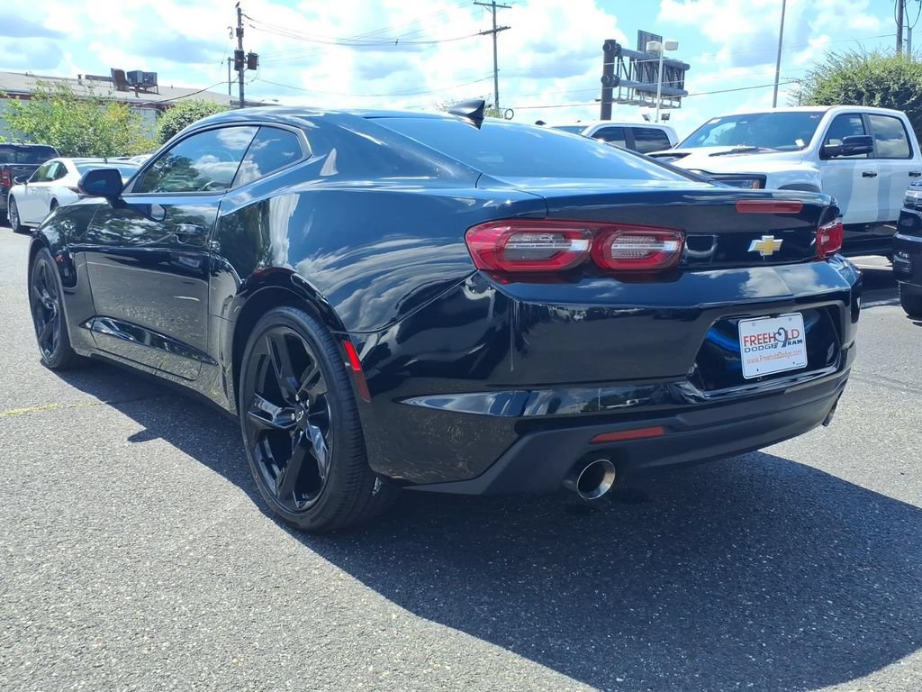 Used 2023 Chevrolet Camaro LT w/ Technology Package RWD image 20