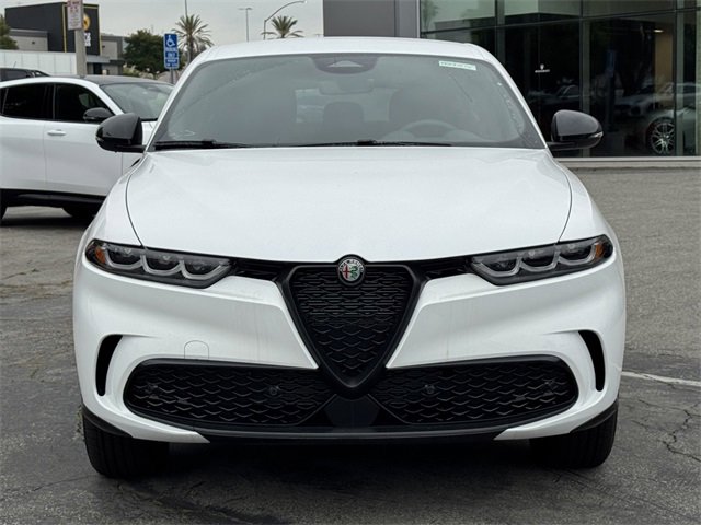New 2025 Alfa Romeo Tonale image 2