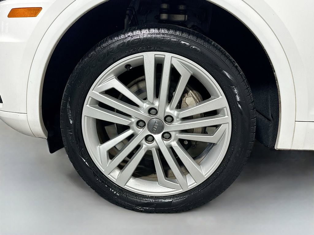Used 2018 Audi Q5 2.0T Premium Plus w/ Premium Plus Package AWD/4WD image 34