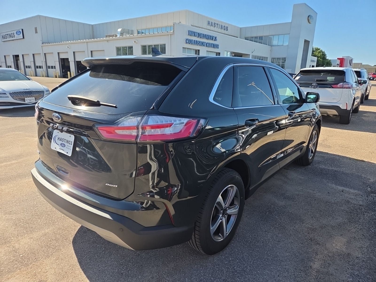Certified 2023 Ford Edge SEL w/ Convenience Package AWD/4WD image 15
