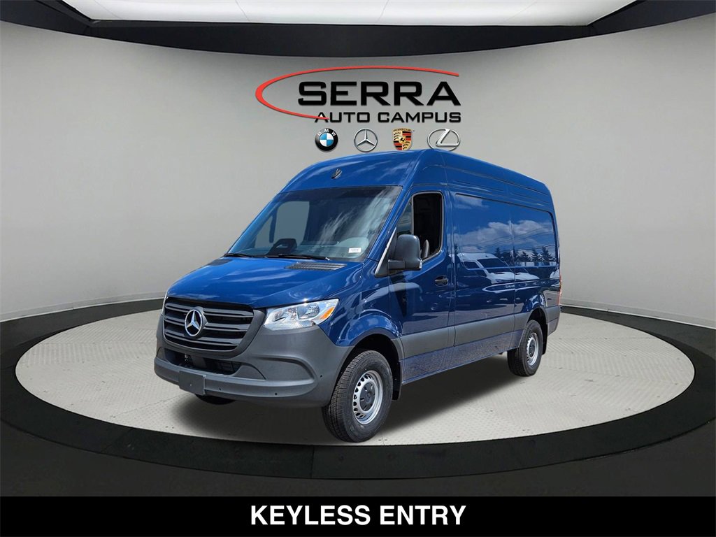 Used 2025 Mercedes-Benz Sprinter 2500 image 7