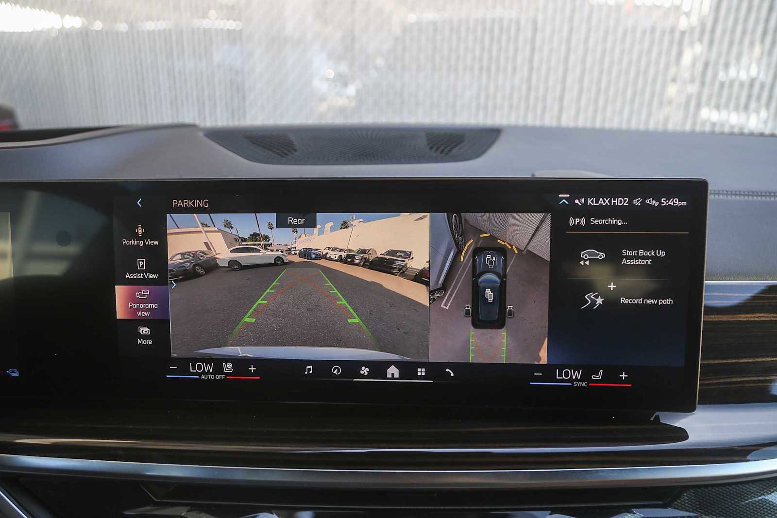 Used 2025 BMW X5 xDrive50e w/ Executive Package image 20