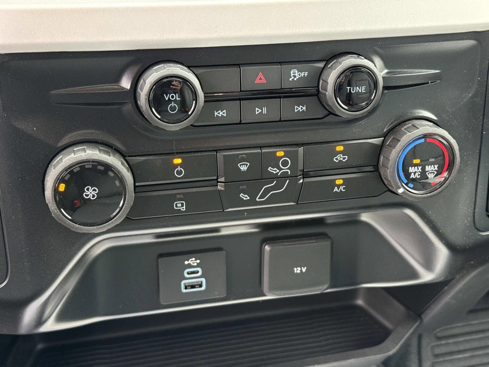 New 2026 Ford F550 4x4 Regular Cab Super Duty image 15