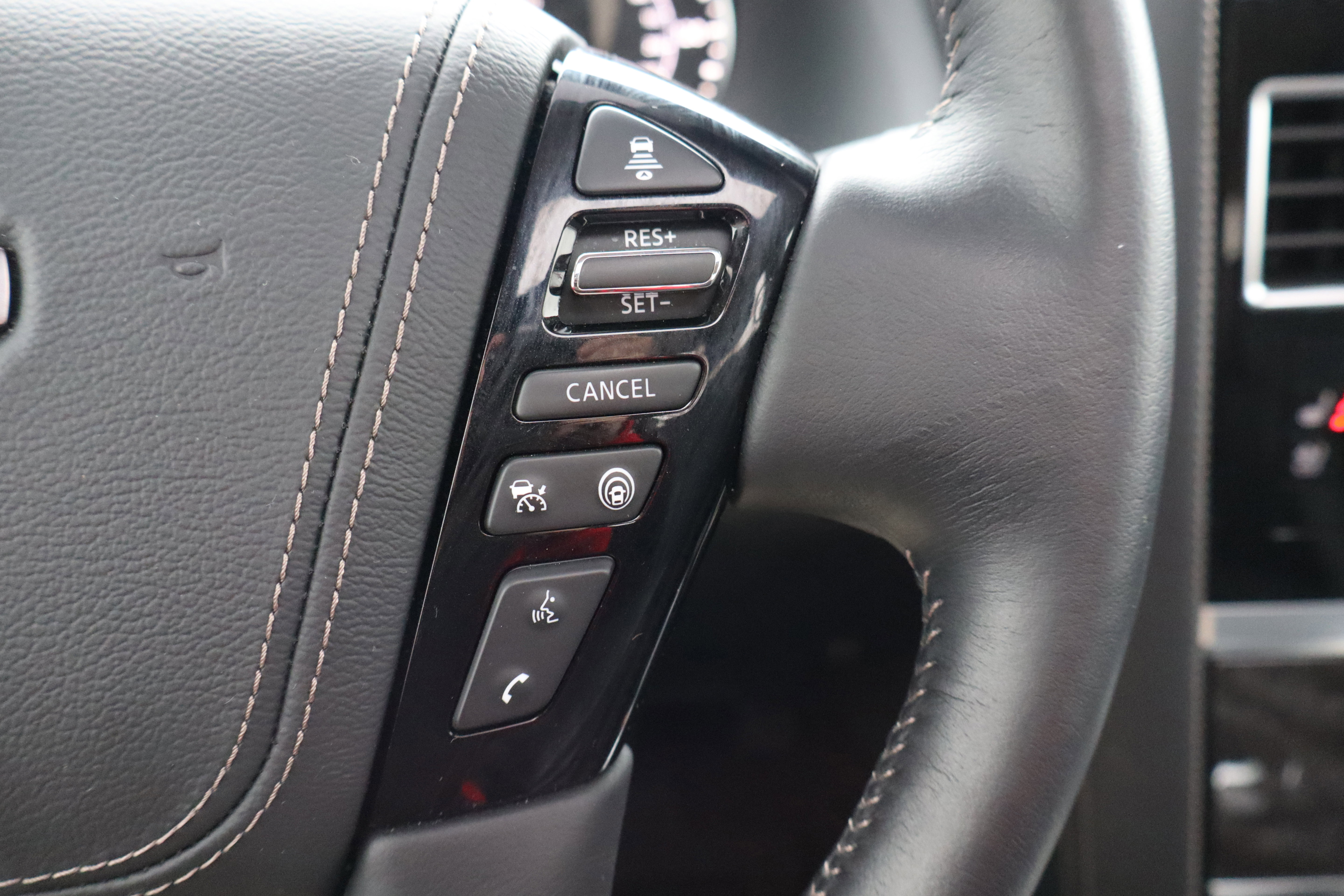 Used 2024 Nissan Armada Platinum w/ Captain's Chairs Package image 19