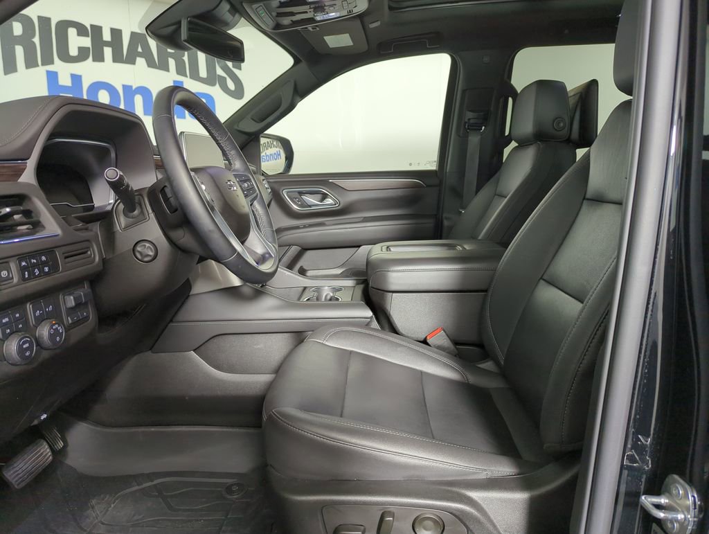 Used 2023 Chevrolet Suburban Z71 w/ Z71 Off-Road Package image 7