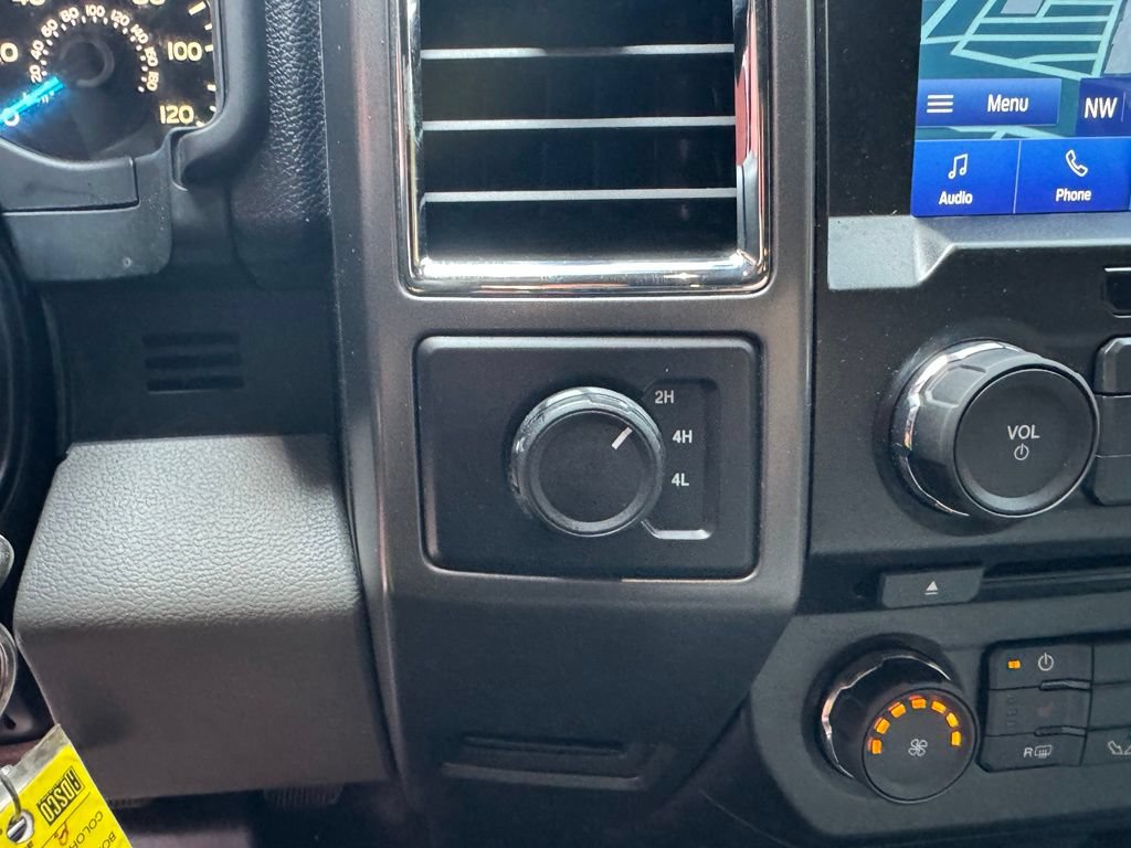 Used 2016 Ford F150 XLT AWD/4WD image 20