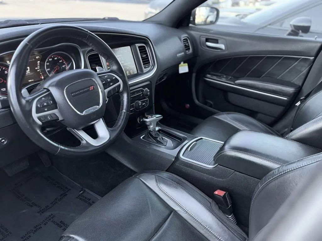 Used 2015 Dodge Charger SXT w/ AWD Plus Group image 10