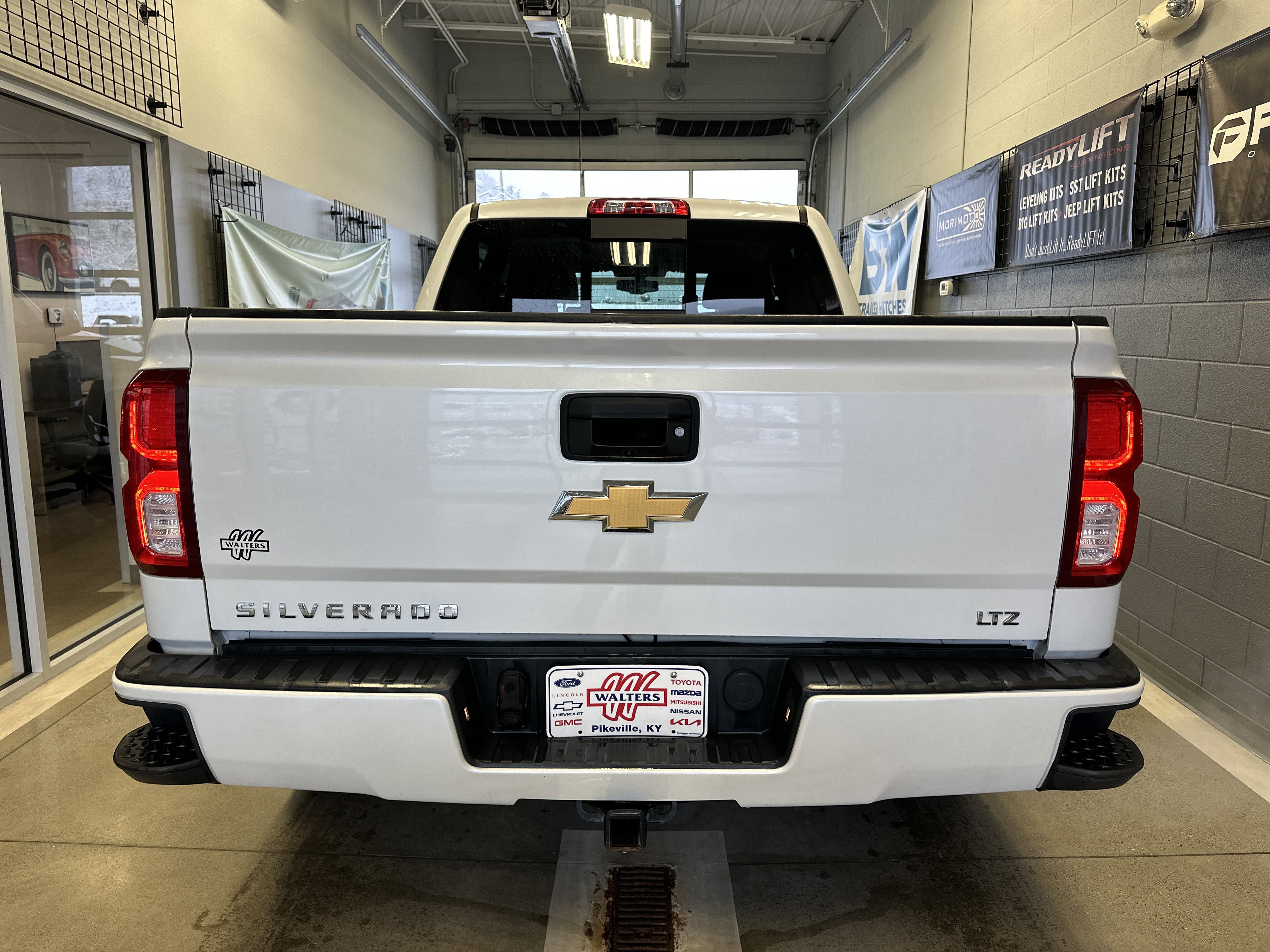 Used 2016 Chevrolet Silverado 1500 LTZ Z71 image 6