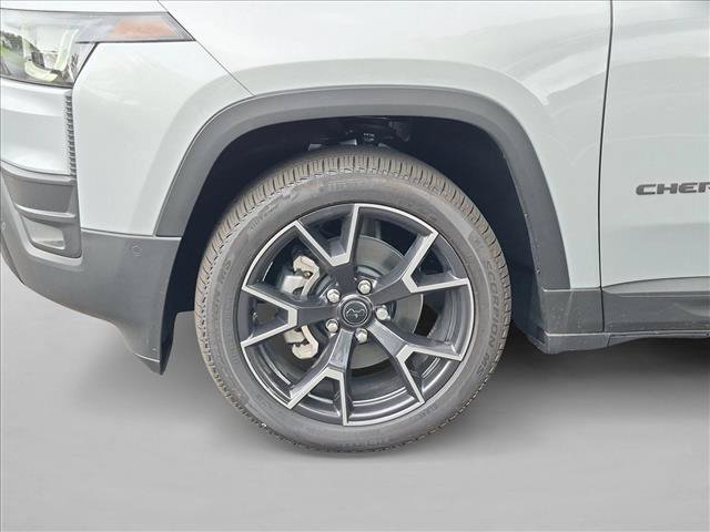 New 2026 Jeep Cherokee Overland w/ Advanced Pro Tech Group AWD/4WD image 10