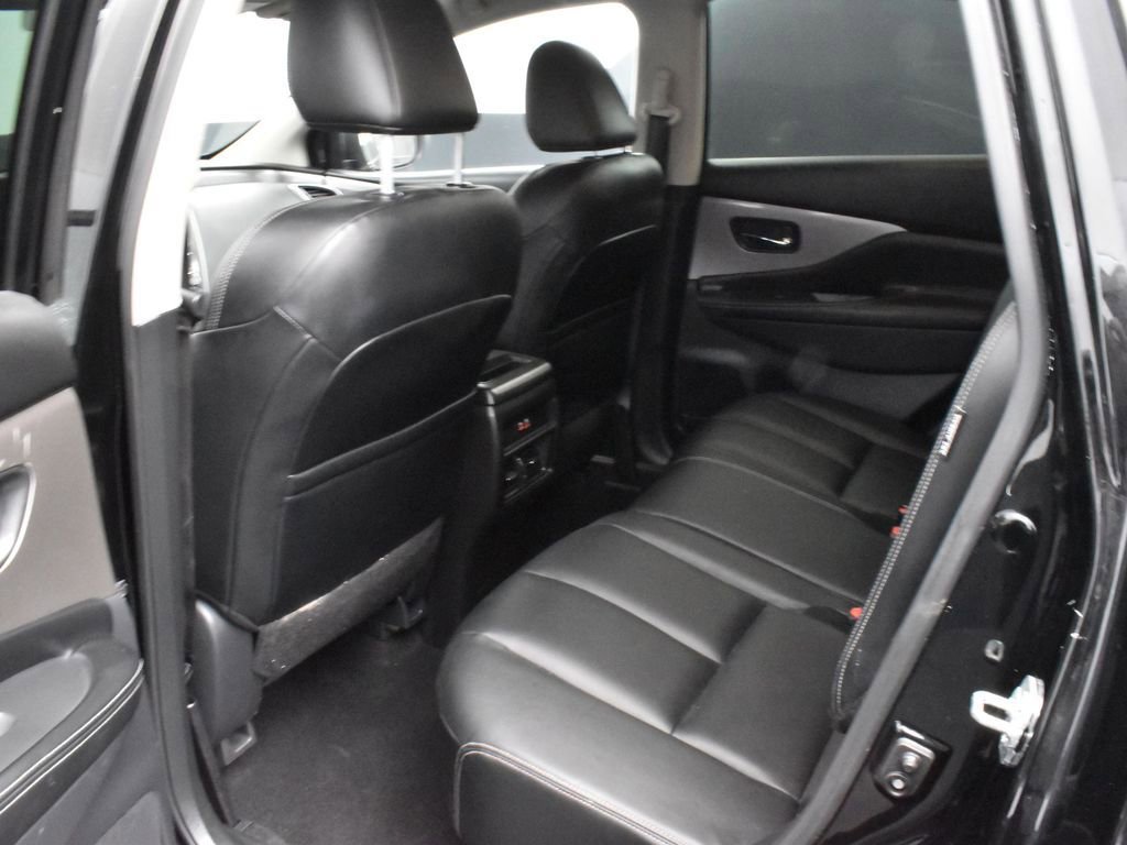 Used 2022 Nissan Murano SV w/ Cargo Package FWD image 5
