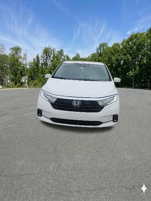 Used 2022 Honda Odyssey Elite image 3
