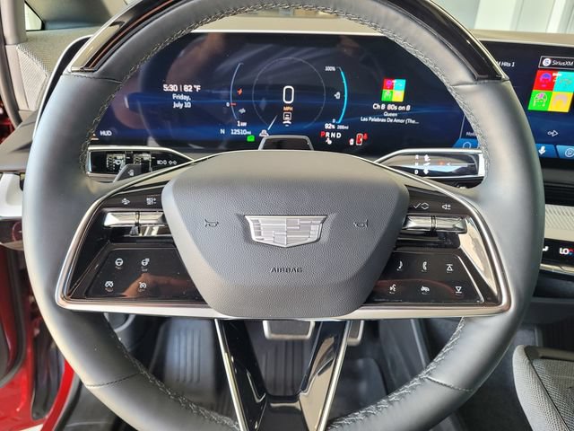 Certified 2025 Cadillac Optiq Sport 2 w/ LPO, Floor Liner Package AWD/4WD image 23